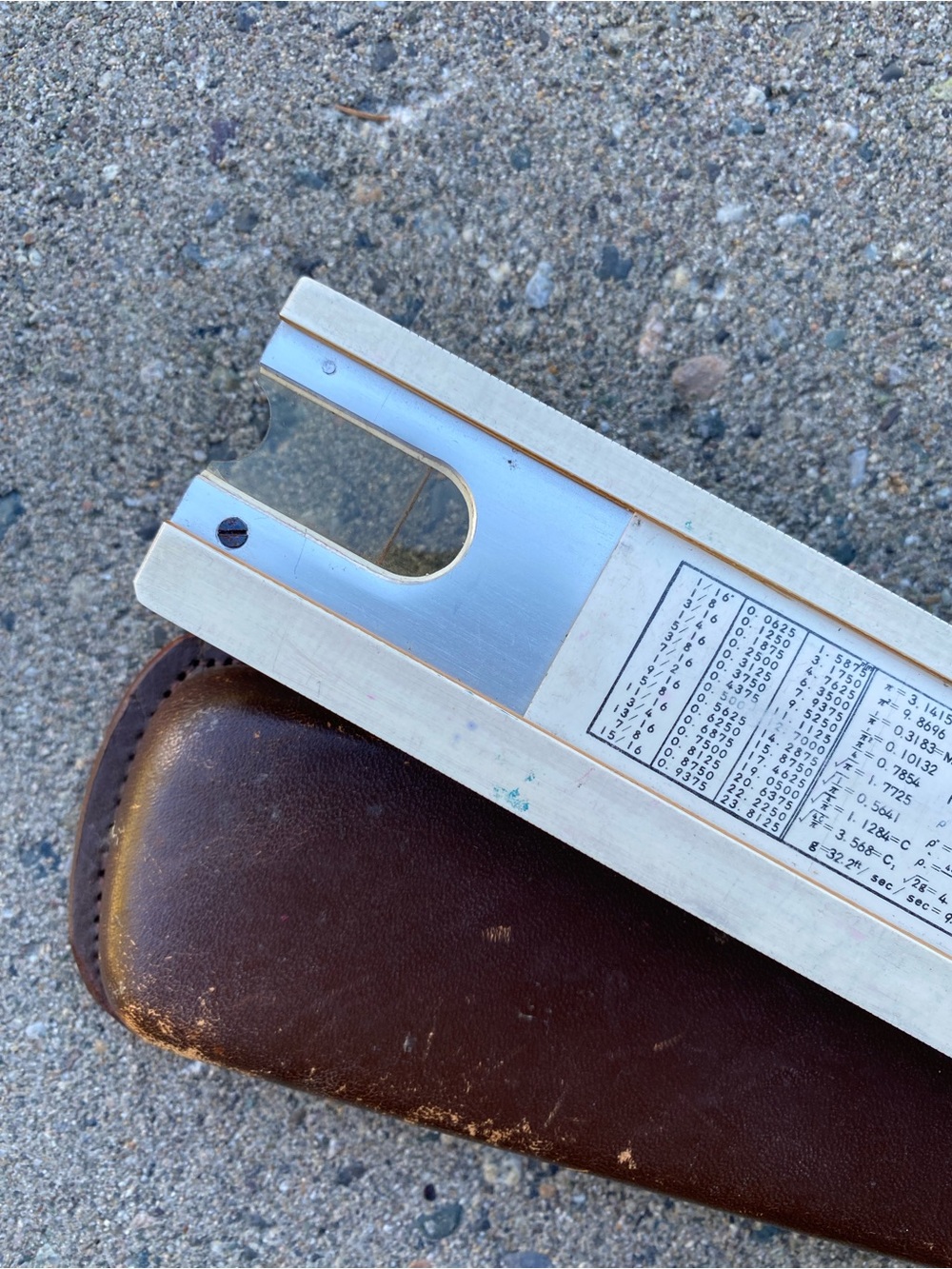 1940s/50s Hughes-Owens Model 1771 Engineering Slide Ruler with Leather Case - Picture 9 of 9